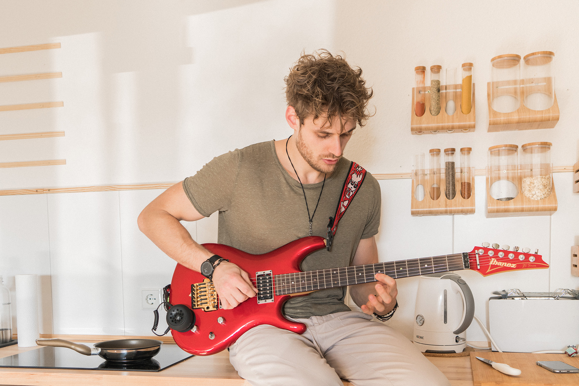 The Strum Buddy African Oil Can Guitars From Township Guitars